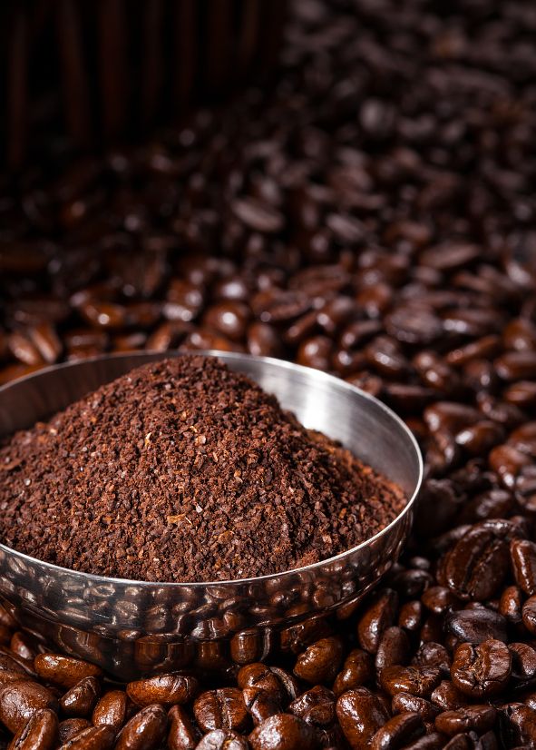 Coffee Grounds: Versatile Applications for the Kitchen, Garden, and Beauty Regimen